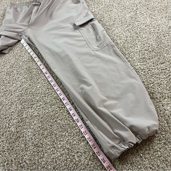 Under Armour Unstoppable Woven Sheen  Parachute cargo pants women's XL - Picture 9 of 10